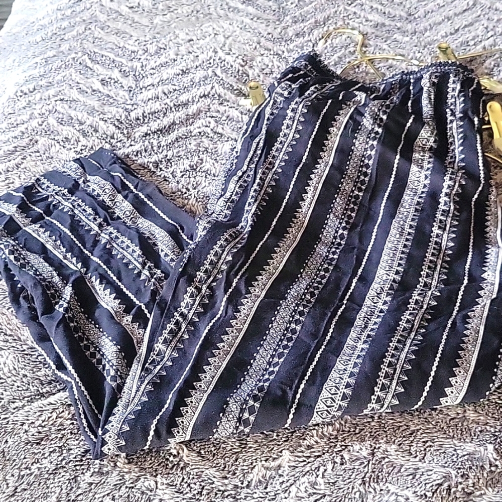 Jessica Simpson parchute pants, dark blue size M